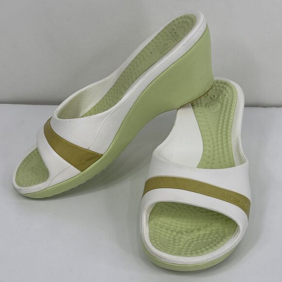 Crocs SASSARI Women's Green/White Wedge Open Toe Sandals Shoes Size 8 - Picture 1 of 10